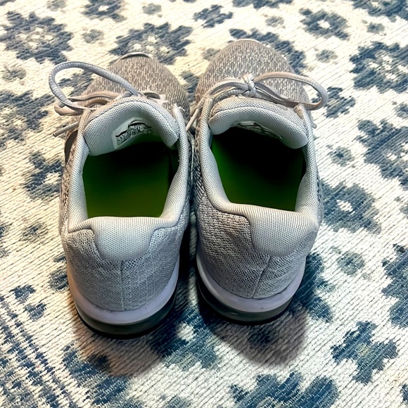 Nike Air Max Sequent 2 - Picture 2 of 2